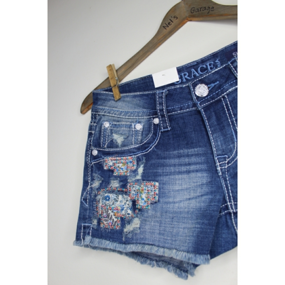 Grace in LA Patchwork Frayed CutOff Shorts 25 26 - Picture 3 of 8